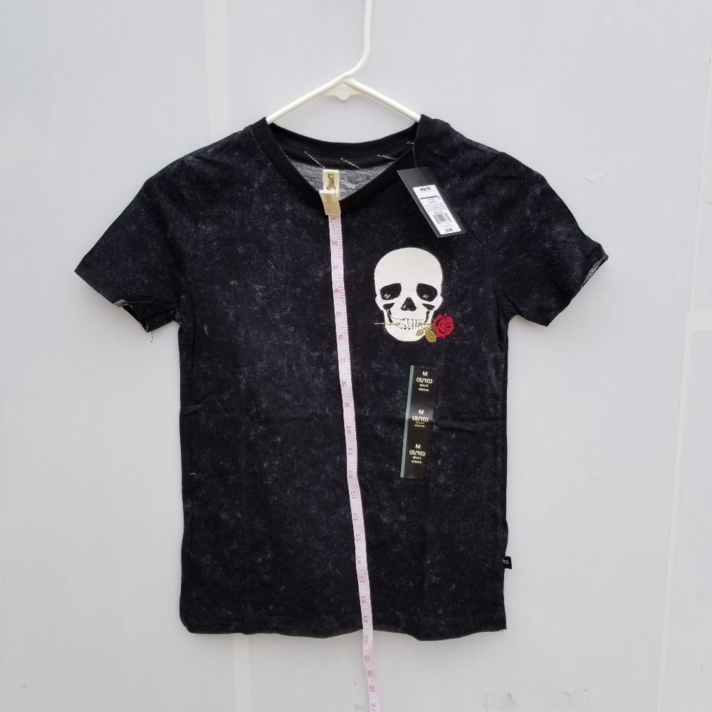 Girls skull tshirt, nwt